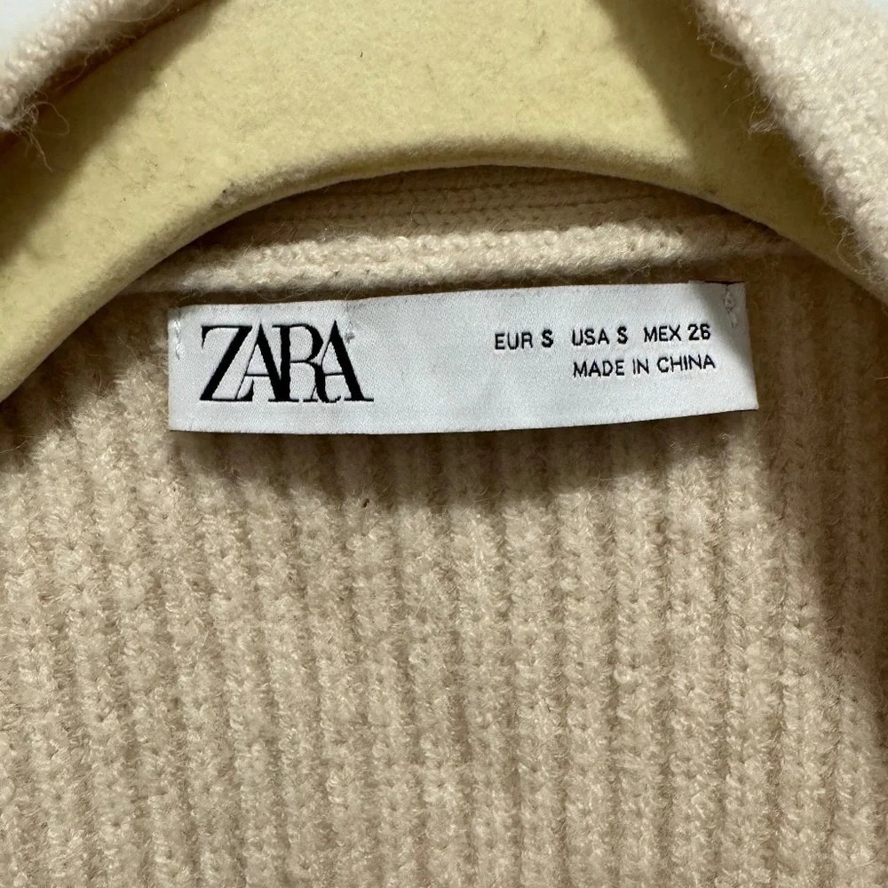 Zara Crop Sweater - Picture 3 of 3
